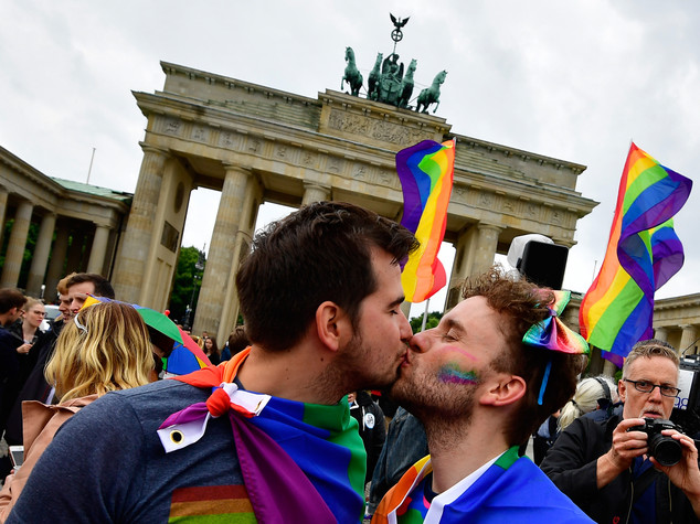 Il matrimonio gay in Italia: diritti e sfide per la comunità LGBTQ+