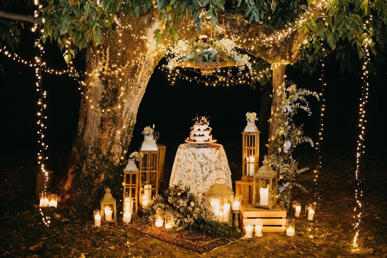 Illuminazione per Matrimoni all’Aperto: Come Creare un Atmosfera Magica e Romantica