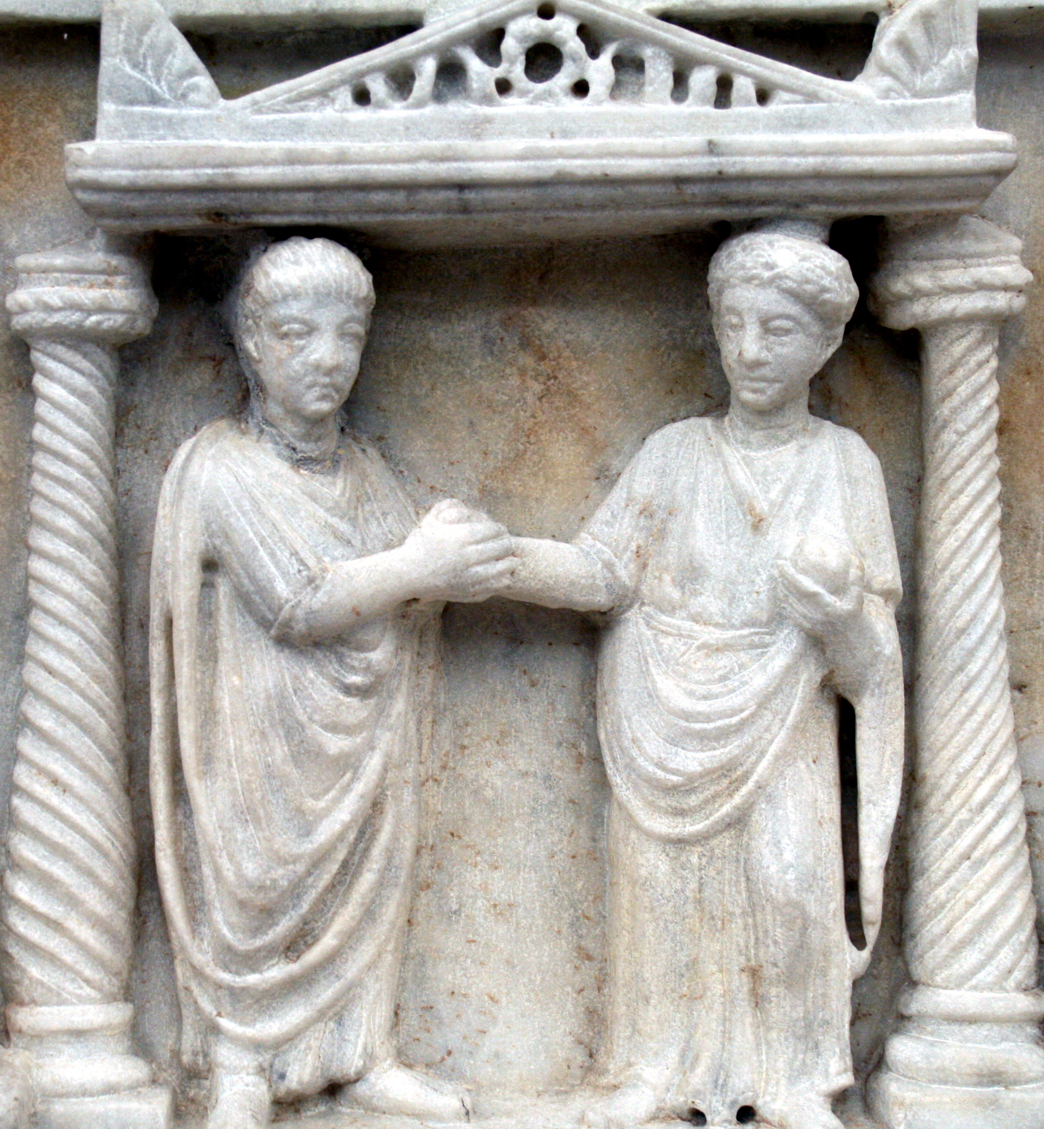 Matrimonio nell’Antica Roma: tradizioni, rituali e significato